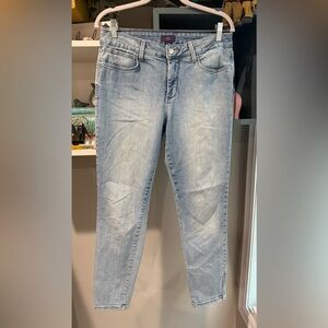 NYDJ Light Wash Ankle Jeans - Classic Denim Comfort‎